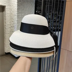 Chapeau de paille de soleil pour femme style rétro français ruban noir élégant chapeau d'été
