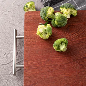 Massief houten snijplank met metalen handvat keuken hakblok duurzaam houten blok voor voedselbereiding