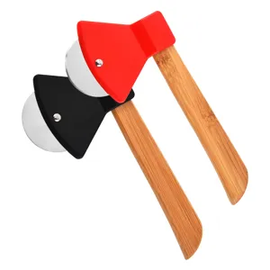 Coupe-pizza créatif en forme de hache avec manche en bois lame en acier inoxydable détail