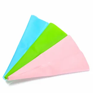Colorful EVA piping bags set for baking, reusable pastry bags in blue green pink for cake decor.