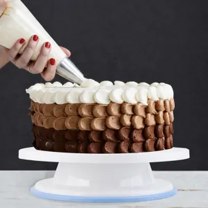 Alzata Girevole per Torte in Plastica Supporto Rotante a 360 Gradi Antiscivolo Strumento da Cucina per Pasticceria