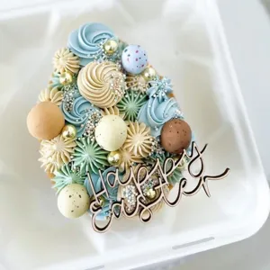 Osterkuchen Dekoration Topper Set mit bunten Eiern und frohe Ostern Schild für Party Feier.