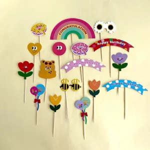 Buntes Cartoon Kuchen Topper Set, Happy Birthday und Konfetti Banner, Papier Dekoration.