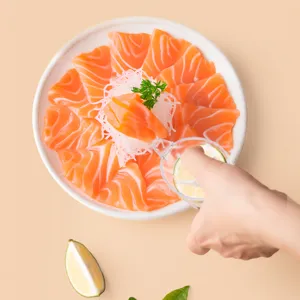 Manual boat-shaped lemon juicer transparent plastic kitchen tool for fresh fruit juice daily use.
