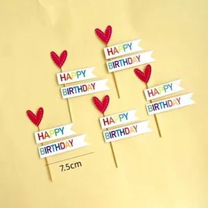 Papier-Kuchenaufsatz mit Herz und Happy Birthday Flagge für tolle Party und Dekoration.