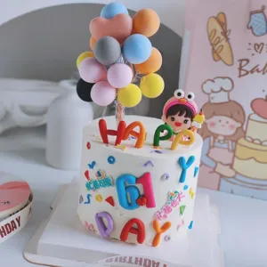 Bunte Kindertag Torte Dekoration weicher Ton Ballon Buchstabe Topper für Party Backen.