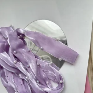 Hellviolettes Band mit Perlen für Kuchendekoration und Geschenkverpackung Basteln elegant