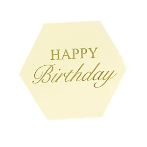 Decorazione per torta Buon Compleanno in acrilico esagonale dettaglio primo piano