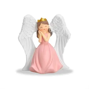 Süße Harz Engel Figur mit rosa Kleid und weißen Flügeln für Kuchen Dekoration Details.