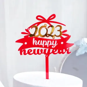 Adorno de tarta acrílico 2023 Feliz Año Nuevo detalle de primer plano para fiesta.