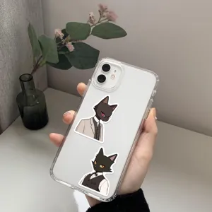 Transparente Handyhülle dekoriert mit süßen schwarzen Katzen Gentleman Aufklebern.
