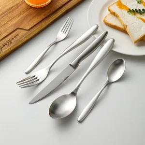 Stainless steel flatware set kitchen dinnerware fork knife spoon cutlery set for home restaurant table