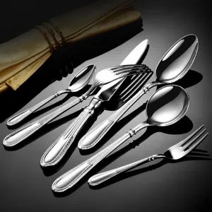 Set de couverts en acier inoxydable 304 style vintage poignee embossee art de la table
