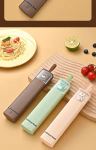 Ensemble de boîte à couverts mignonne portable avec cuillère fourchette pour l'école.