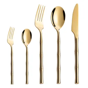 Ensemble de couverts en or en acier inoxydable 304 de luxe avec poignée en bambou couteau.