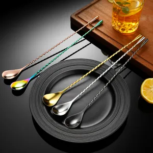 Cuillère à cocktail en acier inoxydable avec long manche pour mélange spirale bar