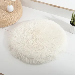 Letto rotondo in peluche per cani e gatti, morbido tappetino bianco soffice e confortevole.
