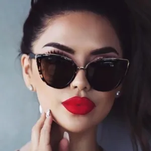 Gafas de Sol Cat Eye de Moda para Mujer Estilo Vintage Ins Marco de Plástico Diseñador Gafas de Sol para Viajes al Aire Libre Fiesta