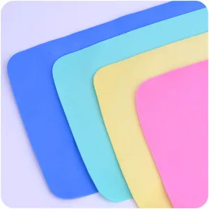 Mehrfunktionales PVA Sämischleder-Handtuch schnelltrocknendes saugfähiges Set in bunten Farben.