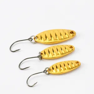 Esche cucchiaino oro metallo con design spoiler per pesca trota persico in acqua dolce.