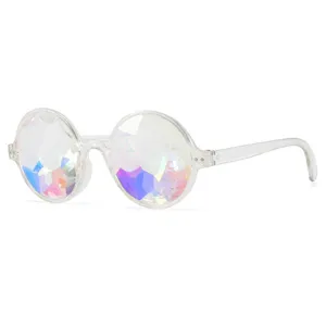 Transparente Kaleidoskop Festival Brille mit Regenbogen Prisma Gläsern für Rave und Party.