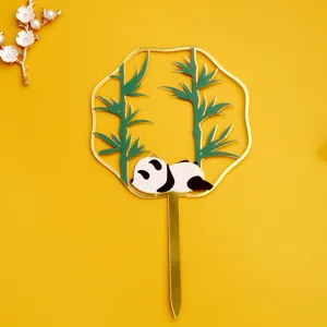 Topper de pastel de acrílico de estilo chino con diseño de panda y bambú para decoración