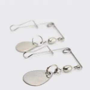 Fishing lure metal spreader with spinner blade and flattened double rings for freshwater fishing