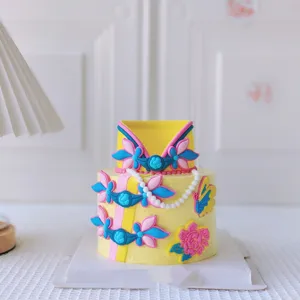 Muttertag kreative Qipao Torte Dekoration elegante Blumen Fondant Kuchen Topper Stil
