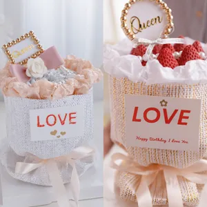 Ensemble de decoration gateau avec perles noeud et carte de vœux pour emballage cadeau.