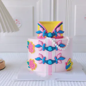 Muttertag chinesischer Cheongsam Kuchenaufsatz, rosa Qipao Dekoration fuer Mama Party