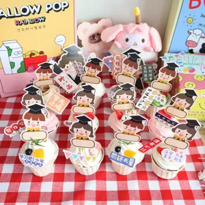 Set de topper para pastel de graduacion con figuras de estudiantes para decoracion de fiesta.
