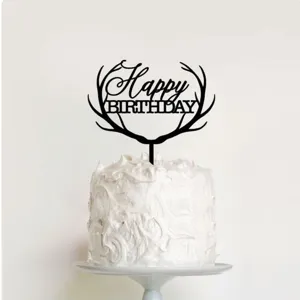Schwarzer Acryl Hirschgeweih Happy Birthday Kuchenaufsatz fur Party Dekoration Detail.
