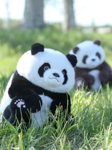 Süßes Simulations Riesenpanda Plüschtier ausgestopfte Puppe sitzendes Design für Kindergeschenke