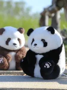 Realistischer sitzender Panda Plueschtier niedliches Kuscheltier Puppe Geschenk fuer Kinder