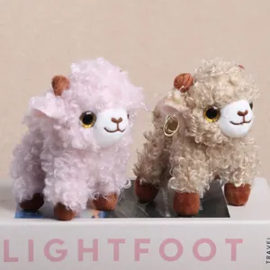 Süßer lockiger Schaf Plüschtier Schlüsselanhänger, weiche flauschige Tierpuppe Taschenanhänger.