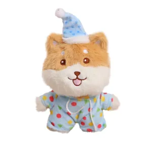 Tierno peluche colgante Shiba Inu en pijama azul con gorro, suave regalo de llavero.