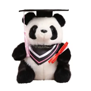 Lindo peluche de panda de graduación con birrete y diploma, regalo suave para estudiantes.