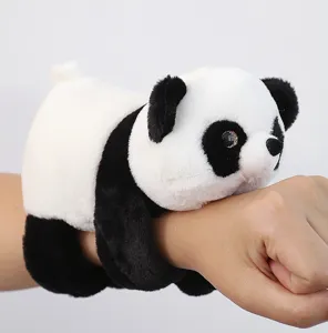 Plüsch Panda Klapparmband für das Handgelenk, niedliches Stofftier Geschenk für Kinder.