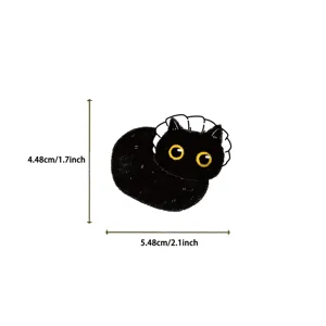 Vue détaillée de l'autocollant chat noir, sticker étanche avec dimensions précises.