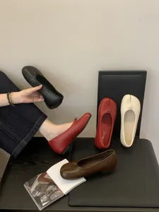 Zapatos planos Mary Jane retro francés con punta dividida para mujer estilo elegante