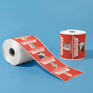 Grappige breekbare waarschuwingsstickerrollen met schattige kattenmemes voor verzending.