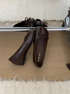 Ballerine coreane dolci con fiocco e punta divisa donna mocassini morbidi marroni