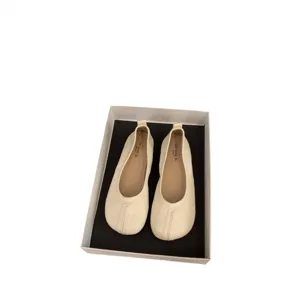 Scarpe basse ballerine morbide comode da donna in giallo chiaro vista principale