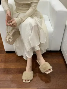Französische offene Zehen flauschige Hausschuhe Damen Schuhe Herbst Outdoor bequeme Plüsch Pantoletten