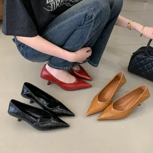 Women Pointed Toe Kitten Heels Pumps Microfiber Solid Color Brogue Detailing Casual Commuting Low Heel Dress Shoes