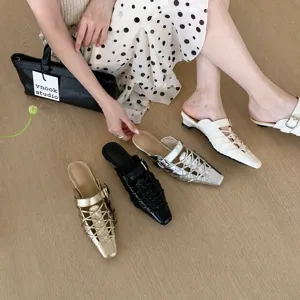 Donne Vintage Design Di Nicchia Intaglio A Listini Tacco Basso Sandali Punta Quadrata Casual Commuting Scarpe Versatili