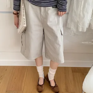 Korean style velvet flat ballet shoes for women, comfortable shallow mouth casual single shoes.