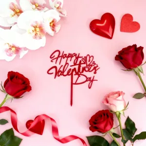 Topper de gâteau Happy Valentine's Day en acrylique rouge, idéal pour déco romantique.