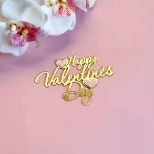 Décoration de gâteau en acrylique doré Happy Valentines Day, idéale pour les fêtes romantiques.