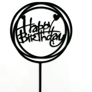 Adorno para tarta de feliz cumpleanos en acrilico negro con circulos y corazones.